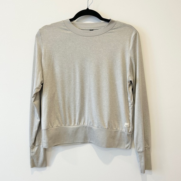 Vuori Daydream Crew in Grey - Picture 4 of 6